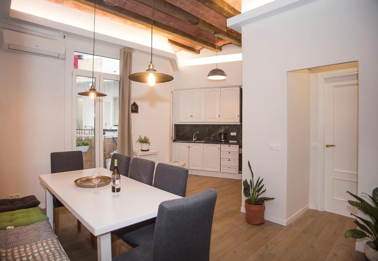 Mai & Maud Ronda Apartment Барселона Екстер'єр фото