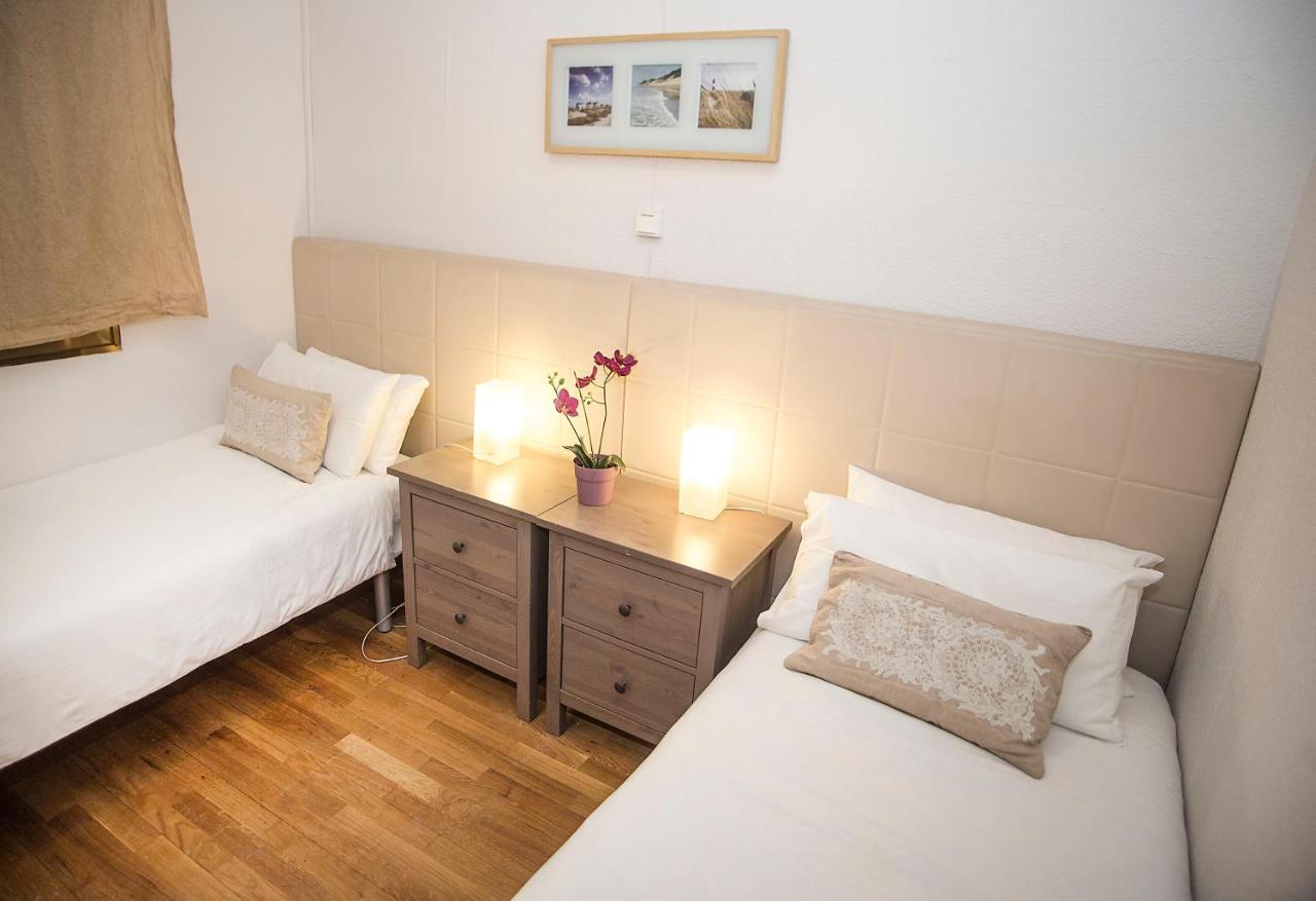 Mai & Maud Ronda Apartment Барселона Екстер'єр фото