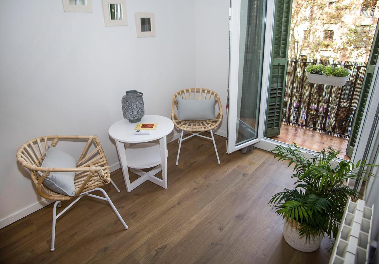 Mai & Maud Ronda Apartment Барселона Екстер'єр фото